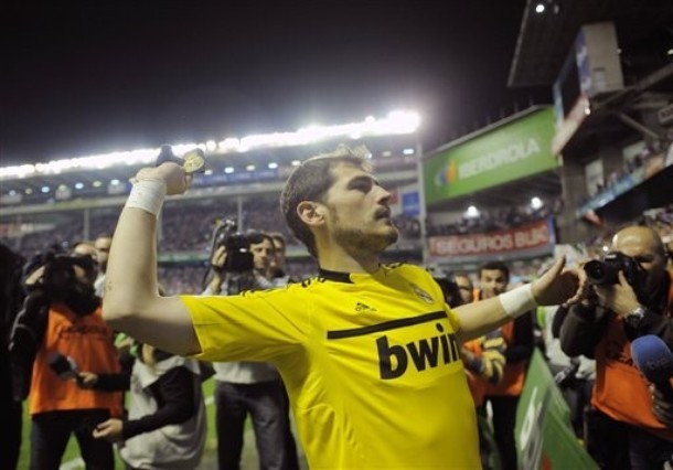 Niềm vui vô bờ bến của thủ thành - đội trưởng Iker Casillas